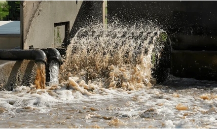 Comment obtenir de meilleurs résultats en utilisant des antimousses dans le traitement des eaux usées ?