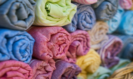Antimousses dans les textiles : innovation verte et tendances futures